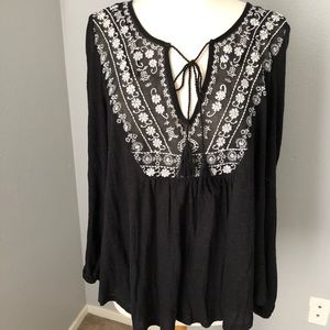 Jessica Simpson Tops - Jessica Simpson Embroidered Blouse Jessica Simpson Tops - Jessica Simpson Embroidered Blouse